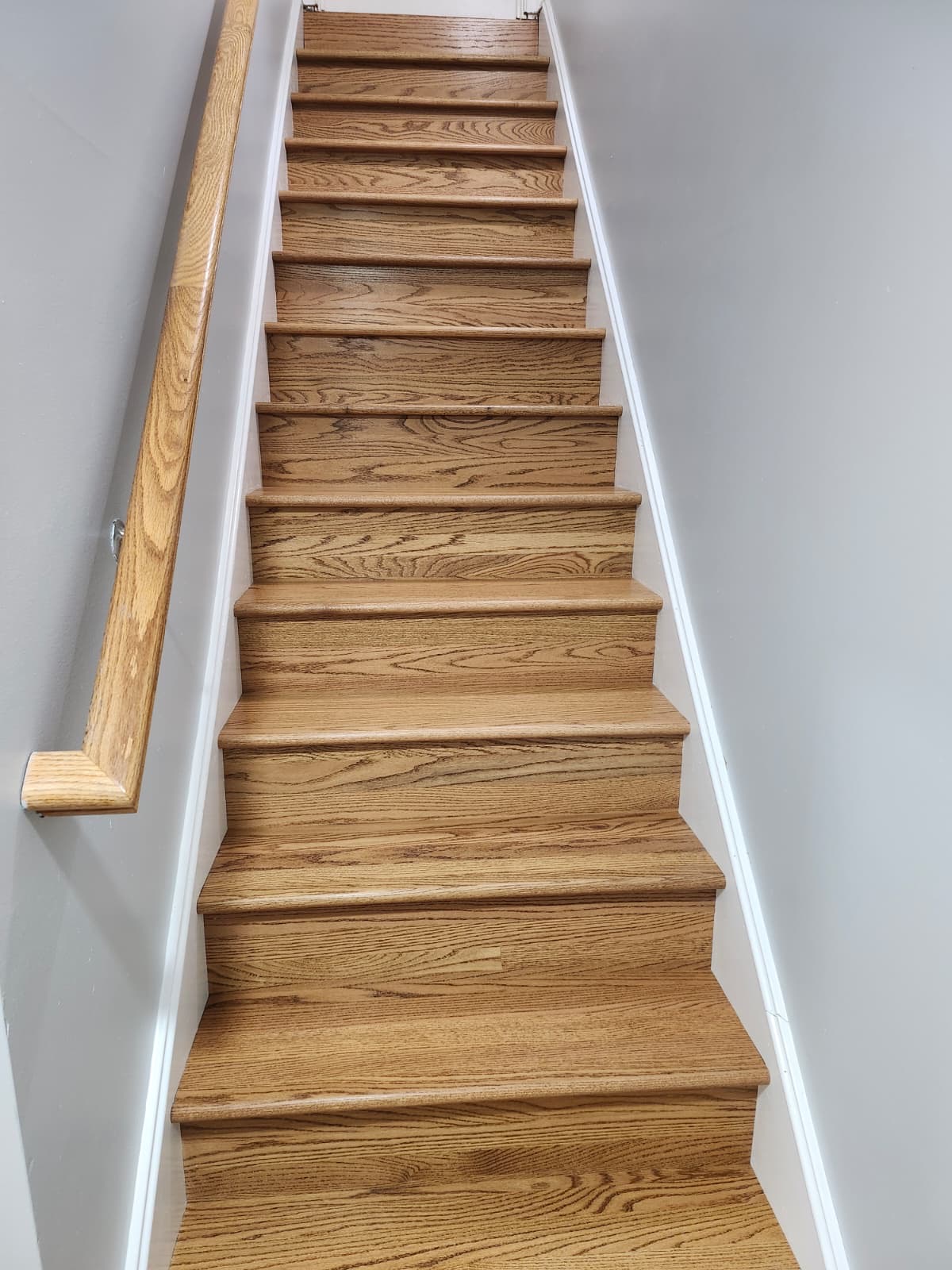 Beautiful hardwood stairs